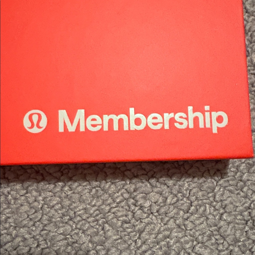 Lululemon key chain - Picture 2 of 4